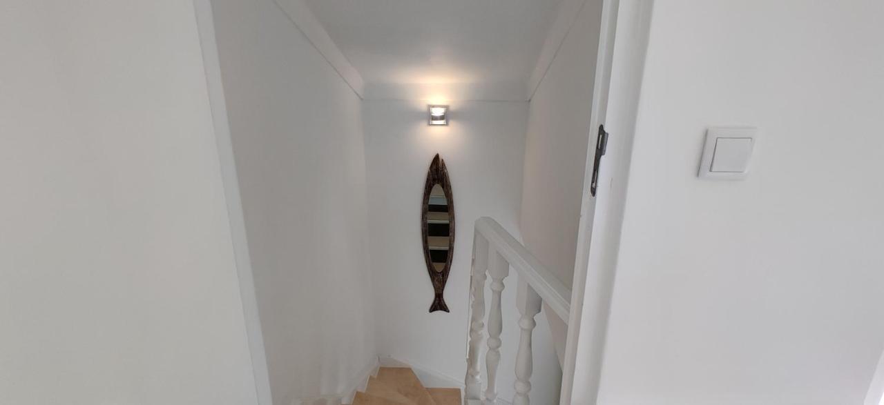 Nazare Historic Beach House-1 Minute To The Beach Exterior photo