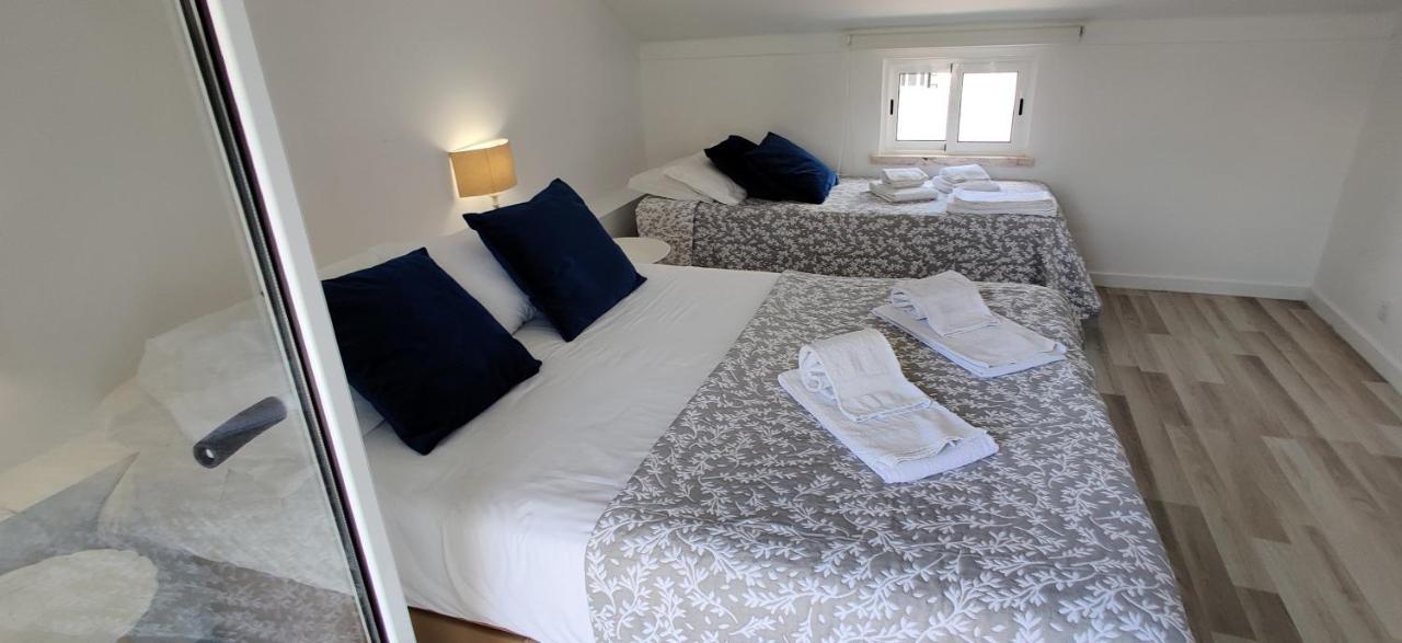 Nazare Historic Beach House-1 Minute To The Beach Exterior photo