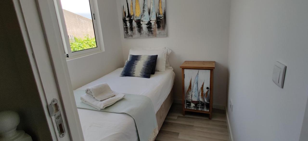 Nazare Historic Beach House-1 Minute To The Beach Exterior photo