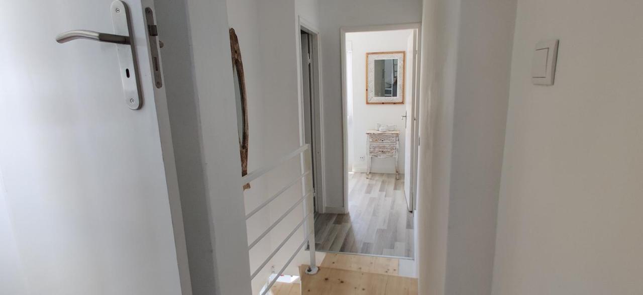 Nazare Historic Beach House-1 Minute To The Beach Exterior photo