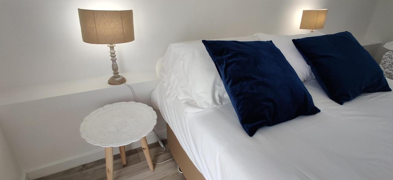 Nazare Historic Beach House-1 Minute To The Beach Exterior photo