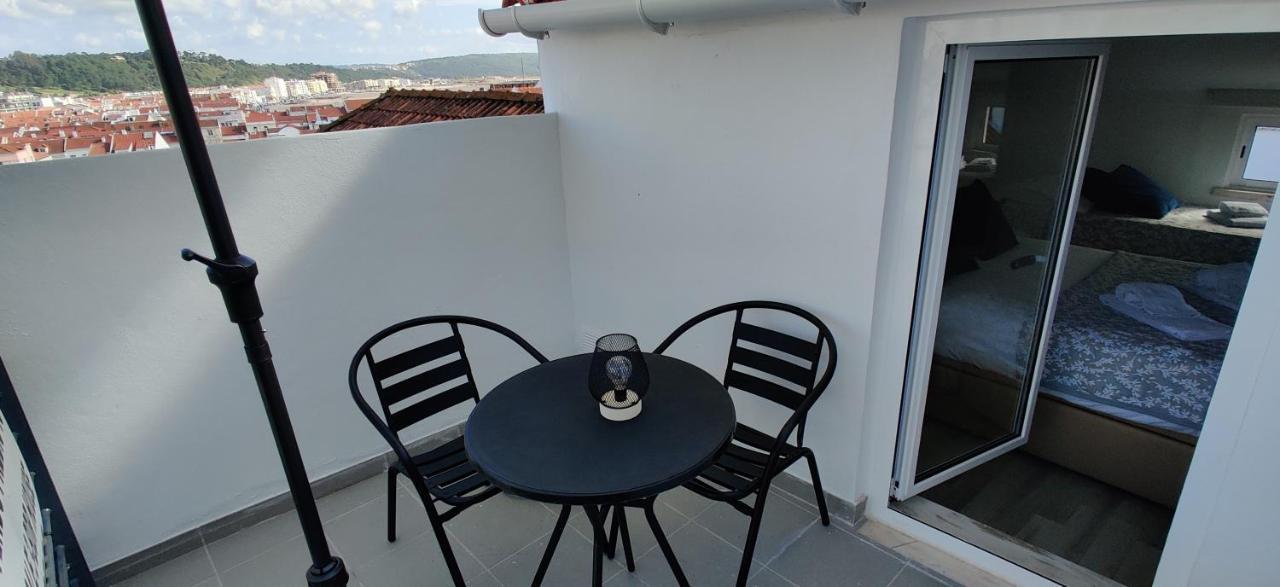 Nazare Historic Beach House-1 Minute To The Beach Exterior photo